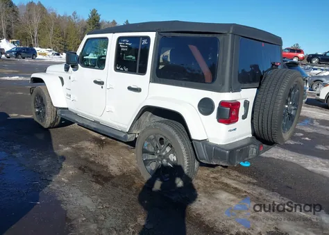 2023 Jeep Wrangler 4Xe Sahara 4X4 z USA, uszkodzony, nr VIN 1C4JJXP67PW686095